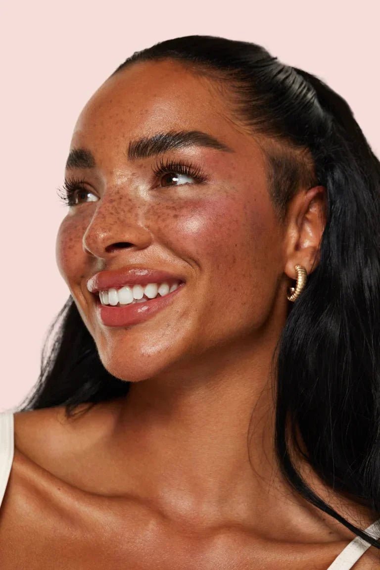 ¿Cómo lograr una piel con efecto glass skin en 5 pasos? - UKLASH España